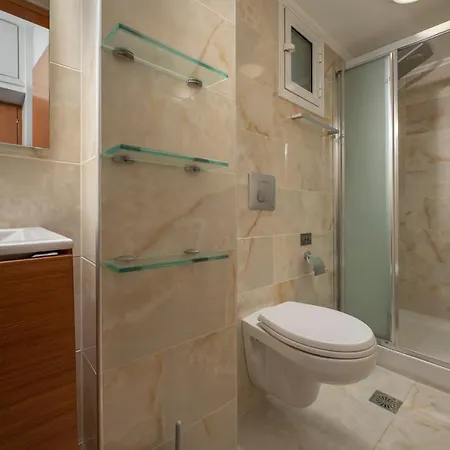 Seaside Paradise Apartmanhotel *
