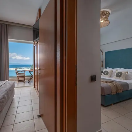 Seaside Paradise Apartmanhotel Paliúri